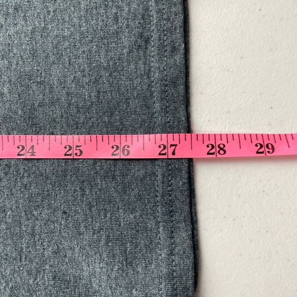 RSQ Acceptance T-Shirt Gray Women’s Size M - Picture 5 of 5